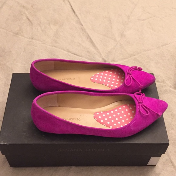 Banana Republic Shoes - Flat shoes